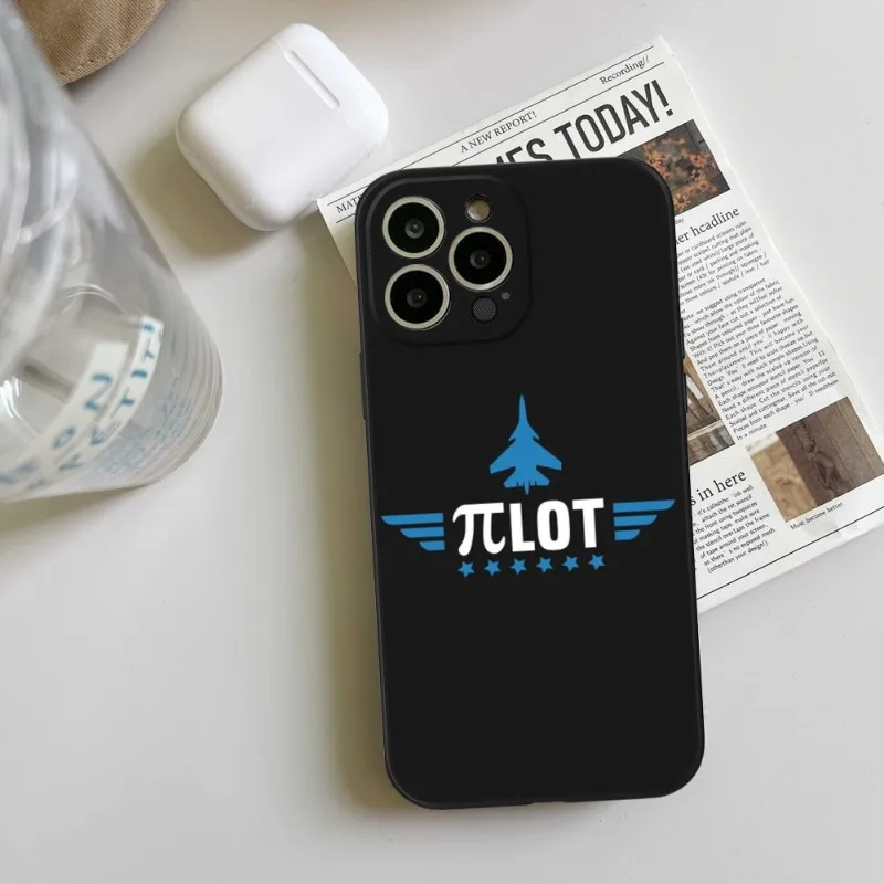 Atr Pilot Crew Turboprop Plane Phone Case FOR IPhone 15 14 13 11 12 Pro 8 7 Plus X 13 Pro MAX XR XS MINI Black Covers