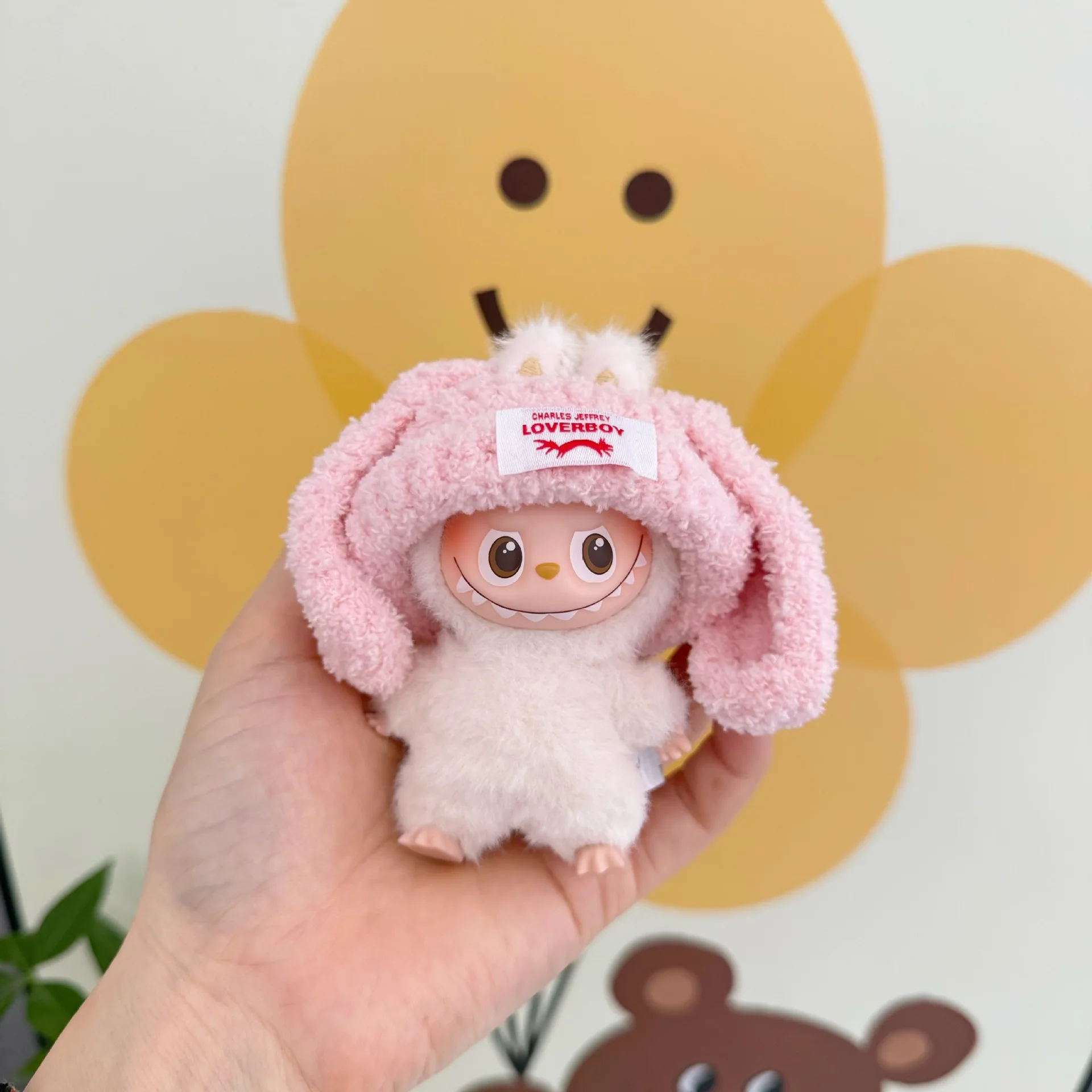 Ubranka dla lalek dla Labubu 4.0 (10 cm), nowe, ręcznie robione, różowe, futrzane body z uszami króliczka.