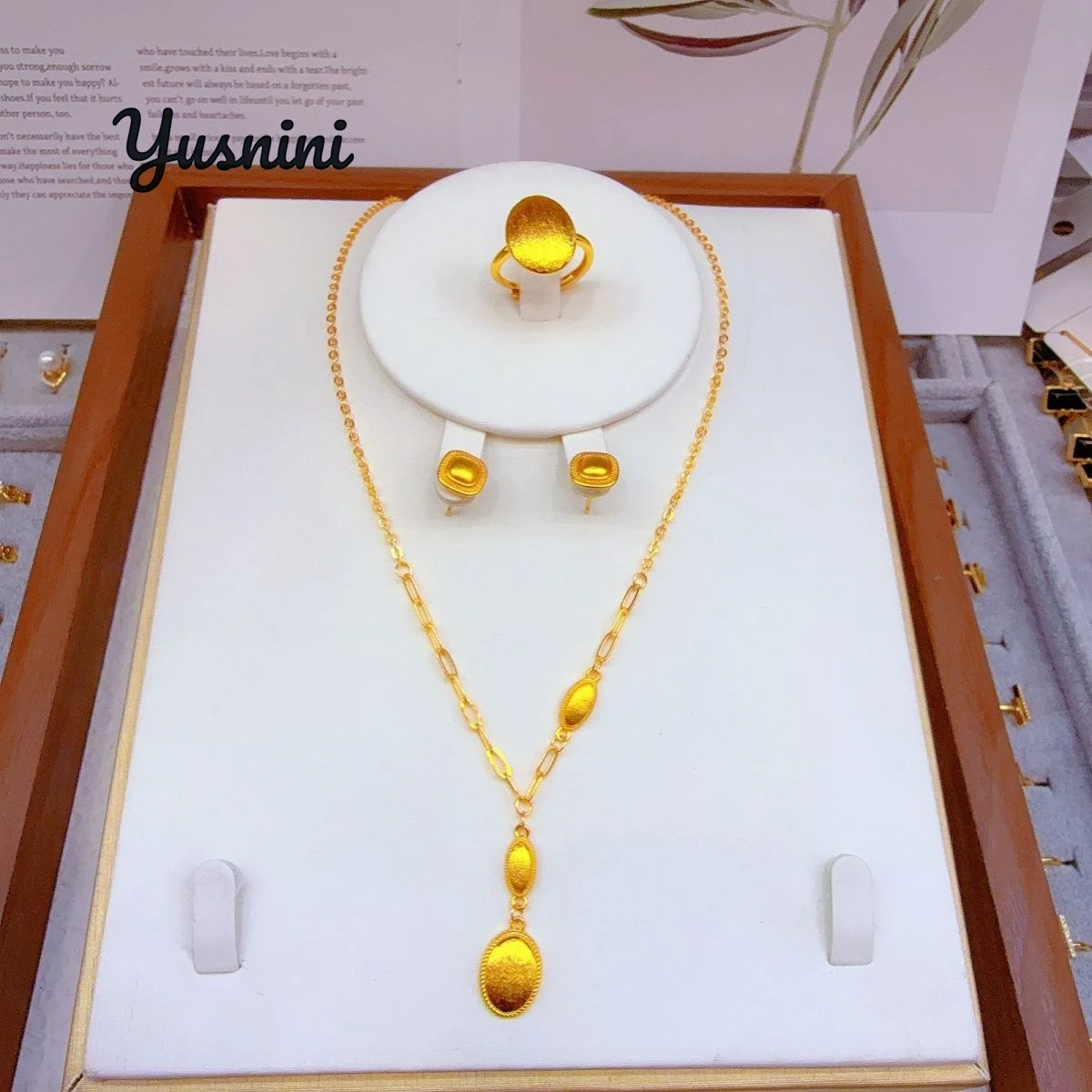 

Fashion Africa Middle East Dubai 24K Gold Plated Customized Necklace Earrings Rings Wedding Party Jewelry Set for Lovers DD10888