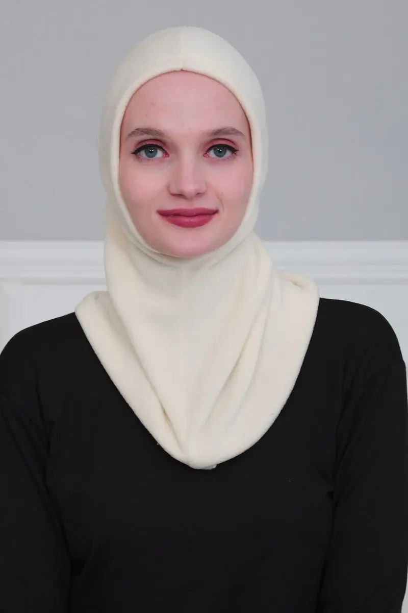 Hijab fleece inner Bone cream