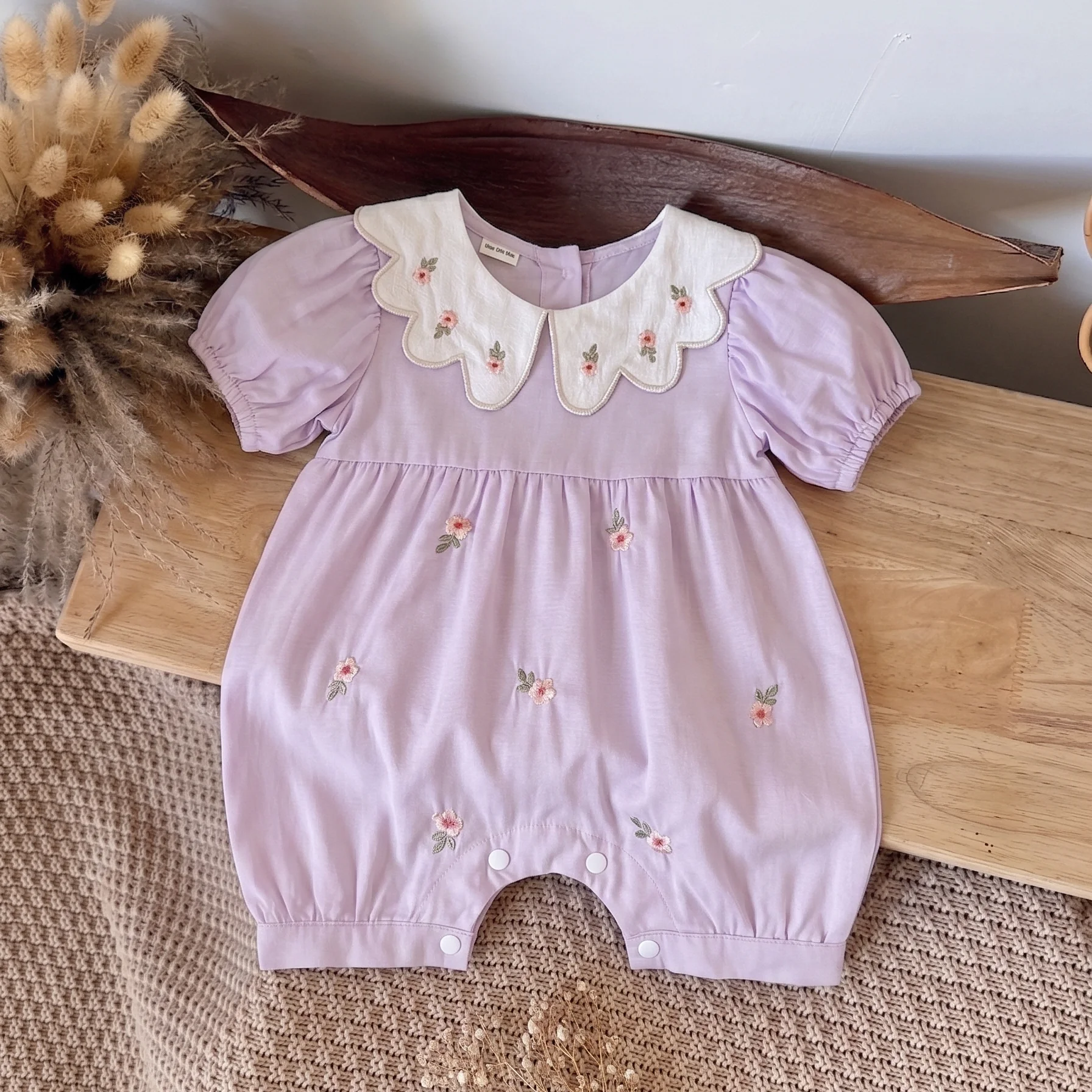 Summer Baby Girls Peter Pan Leading Embroidered Flowers Embroidered Rompers Puff Sleeve Jumpsuits for Newborn 3-24M