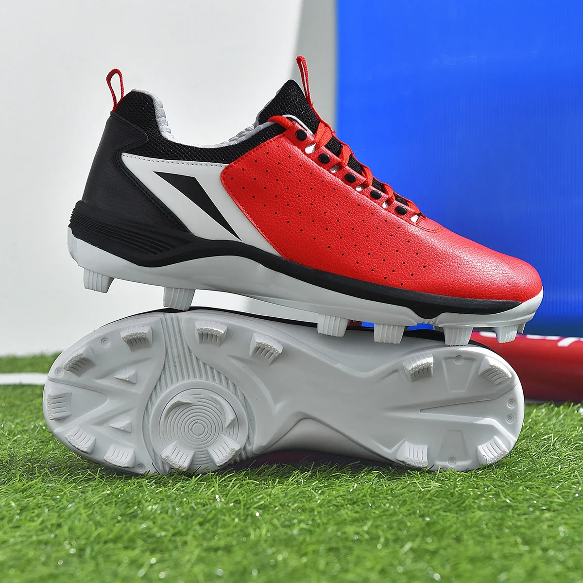 Men Baseball Shoes Long Spikes Training Softball Shoes Non-slip Cleats And Turf Softball Sneakers Beginners Baseball Sport Shoes