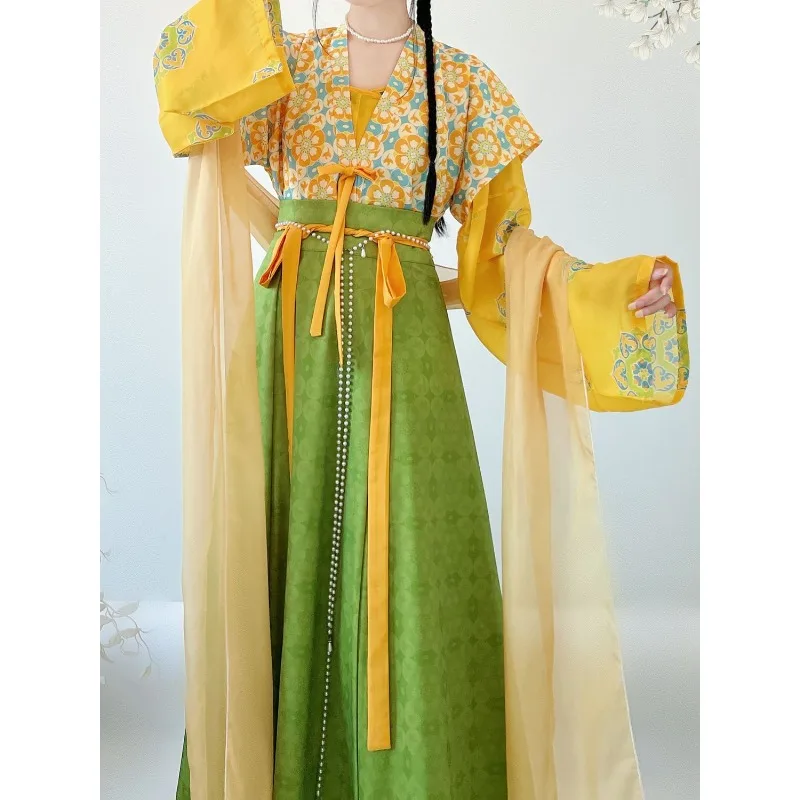 

Реставрация Тан в стиле Тан Трехцветная глазурованная повседневная юбка длиной до талии с восемью застежками Модная красивая струящаяся китайская юбка