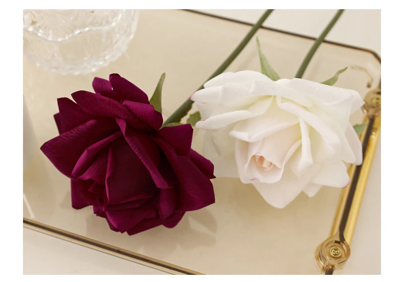 10 Stück Feuchtigkeitsspendende Künstliche Rosen aus Latex mit geschwungenen Kanten für Hochzeits-Brautsträuße, Heimdekoration, Party- und Event-Deko – Detail 4