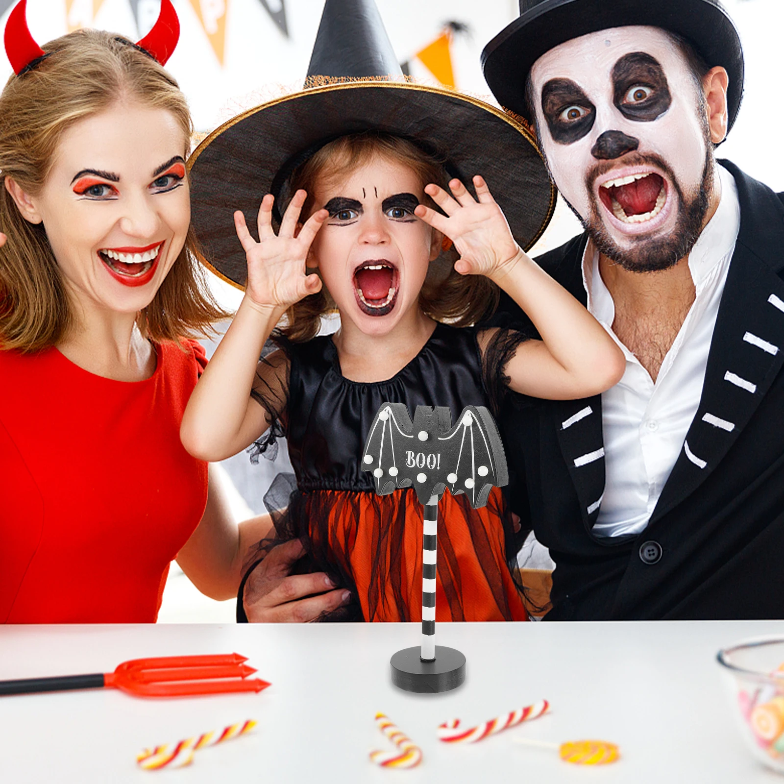 

Halloween LED Bat Night Light Wooden Table Lamp Detachable Halloween Lamp Decoration Party Bedroom Decor Decorative LED Light