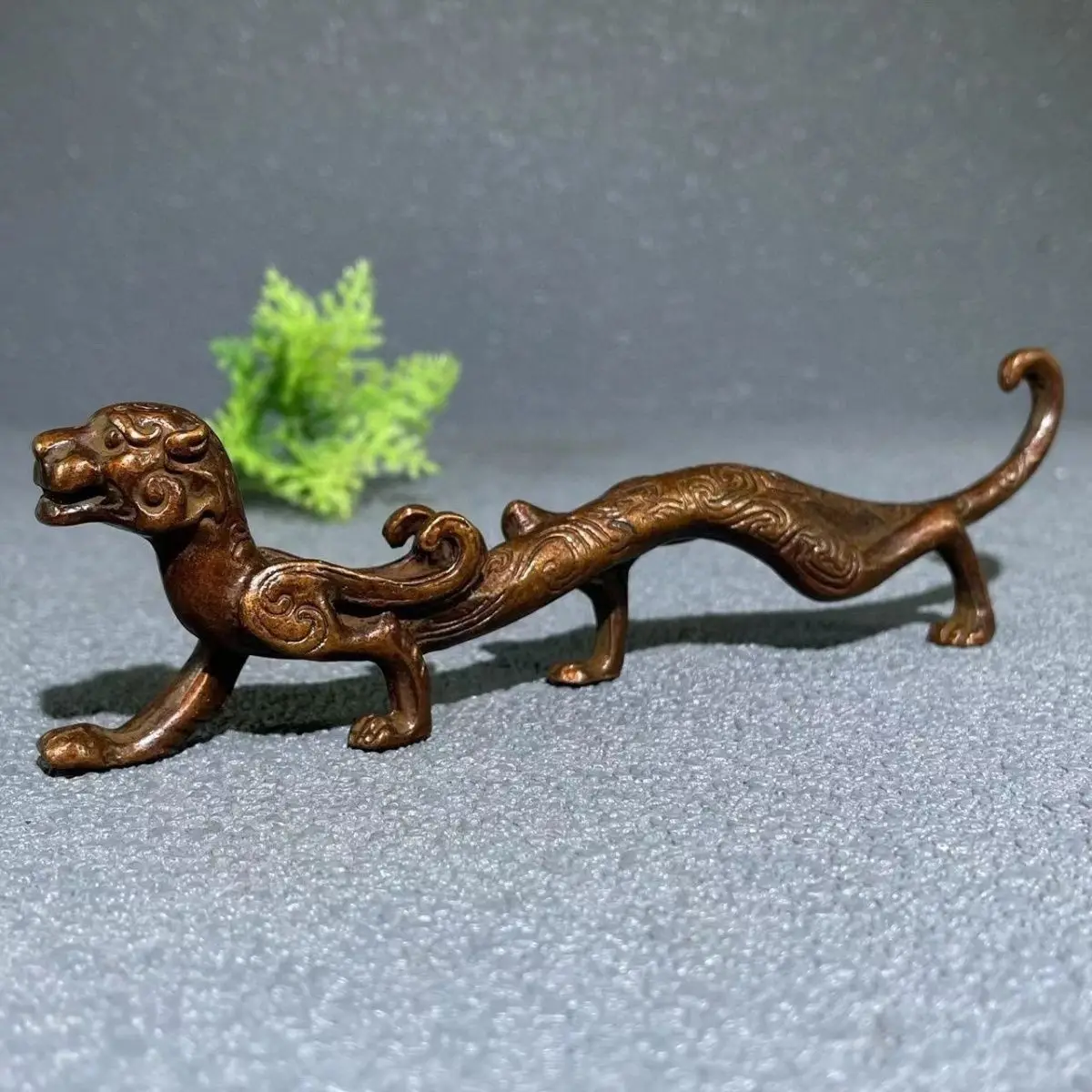 Antique collection, walking tiger pen holder, study four treasures, divine beast, flying tiger, white tiger pen, calligraphy, an