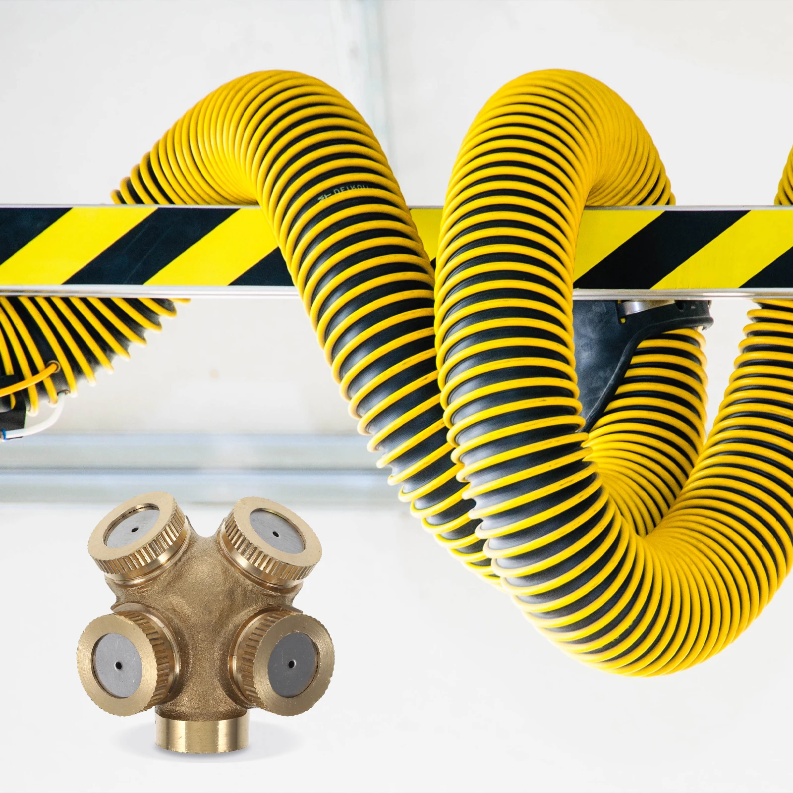 

4Pcs 4 Hole Mist Spray Nozzle Agricultural Water Sprayer Nozzles Garden Sprinkler Irrigation M14x1.5 Cold Fog Effect