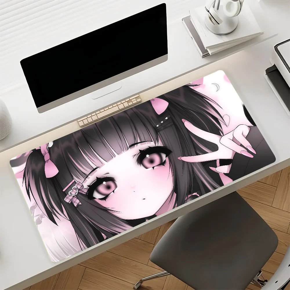Pc Gaming Pink - Niedliches, großäugiges, pinkfarbenes Anime-Mädchen-Motiv, großes, erweitertes