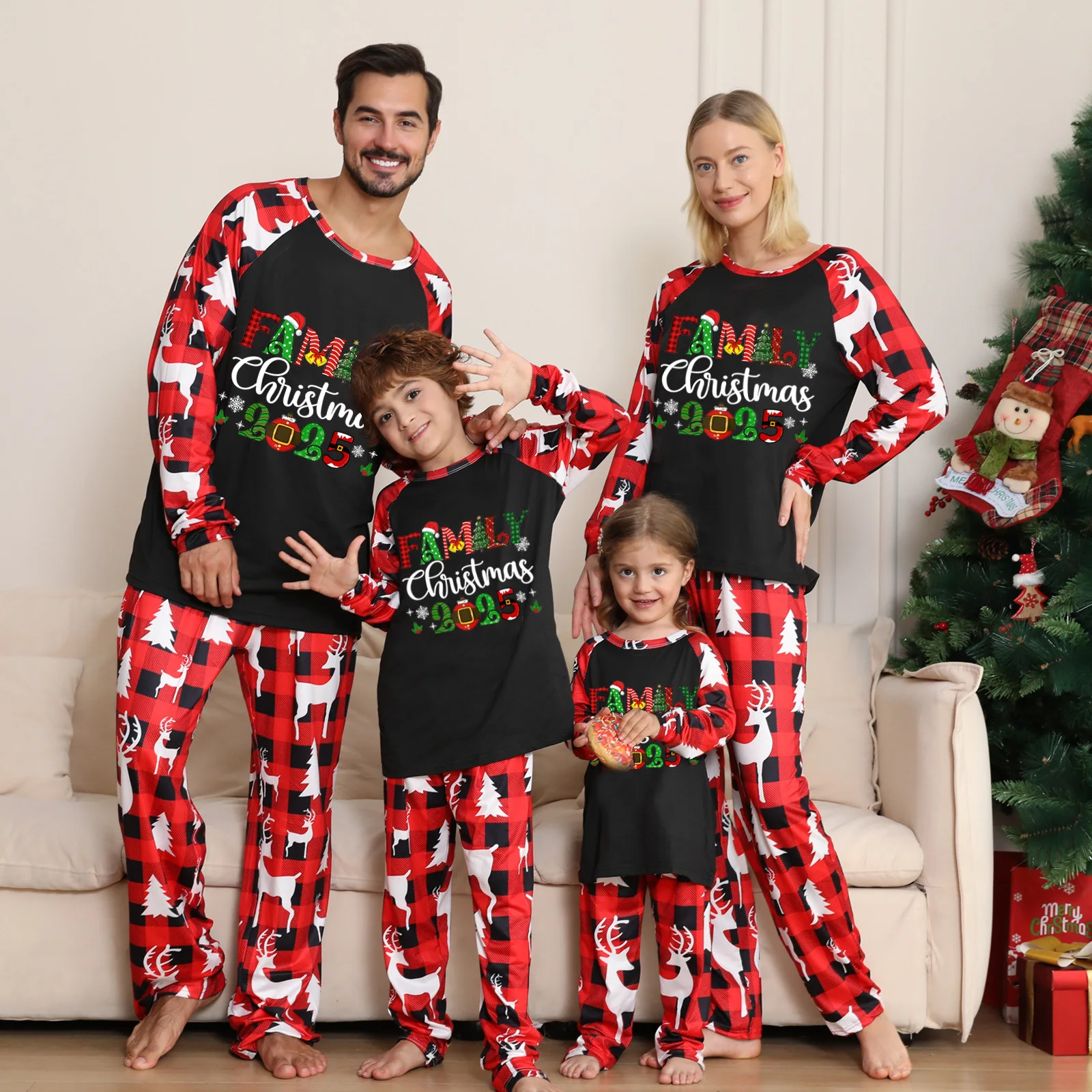 

Home wear Christmas home wear parent-child set checkered patchwork, European and American parent-child printed home wear