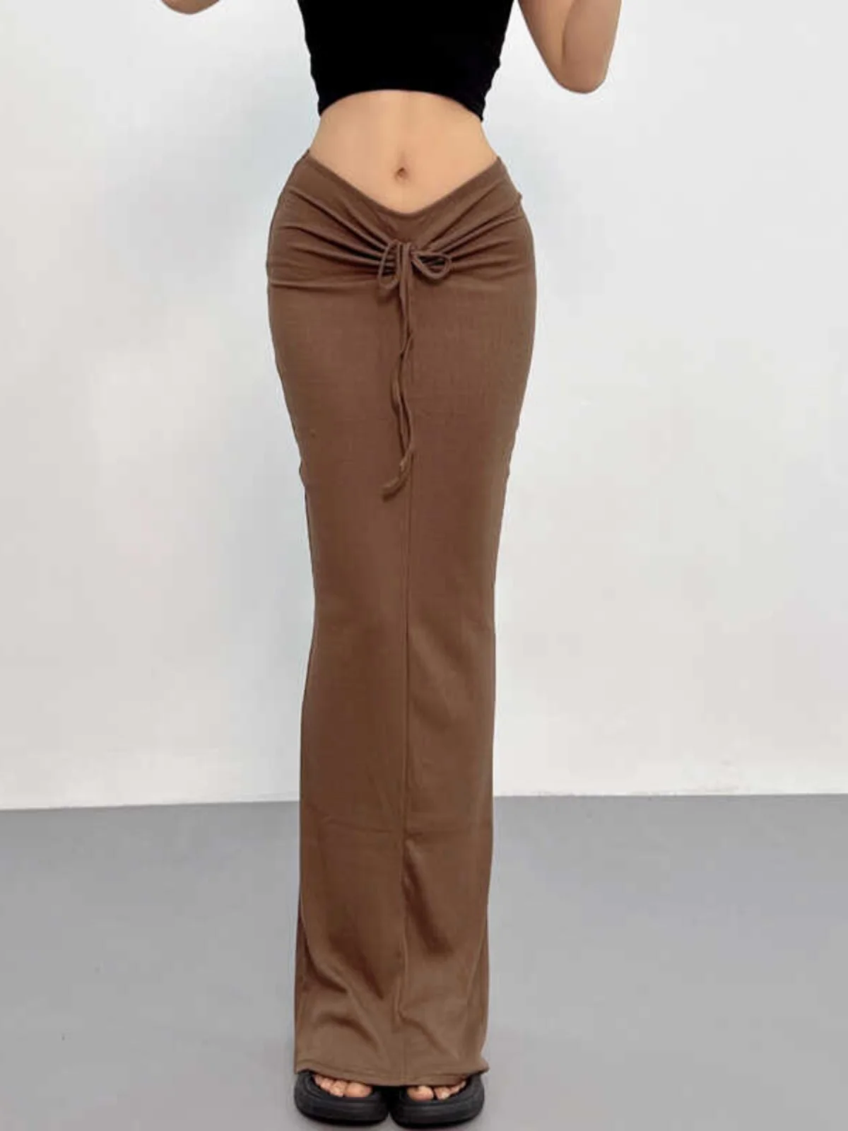 Women 2024 Summer New Low Waisted Sexy Exposed Belly Solid Color Drawstring Pleated Over Knee Ankle Thread Long Skirt 7QU7