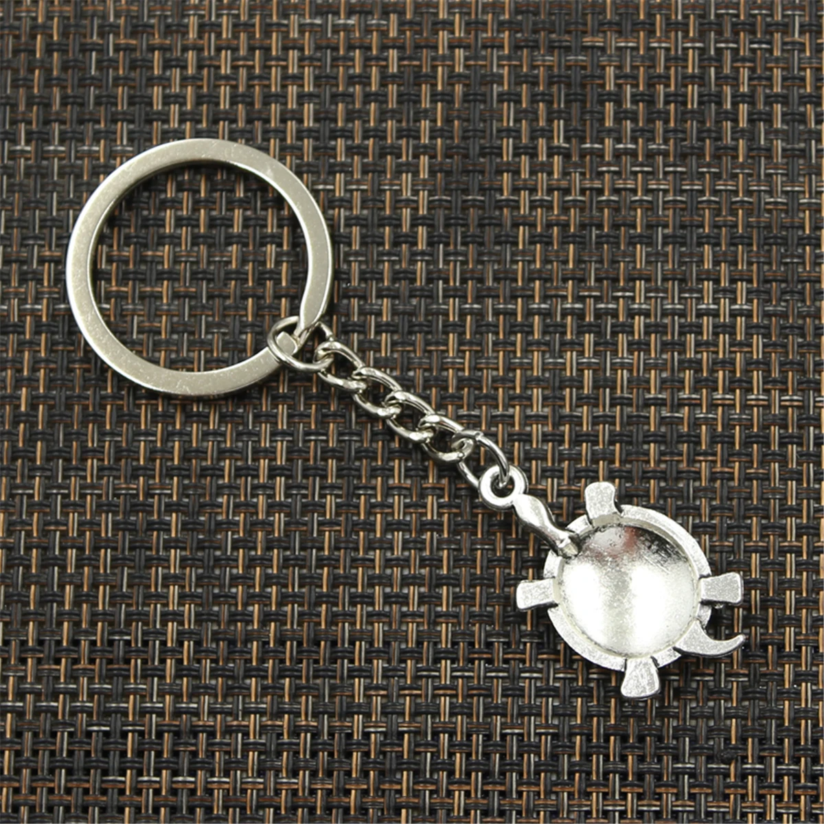 Fashion Keychain 34x20mm Tortoise Turtle Sea Silver Color Pendants DIY Men Jewelry Car Key Chain Ring Holder Souvenir For Gift