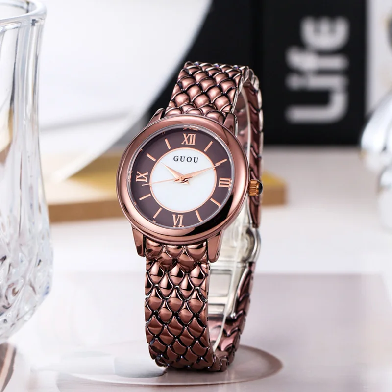 New Stainless Steel Alloy Quartz Watch For Women, Round Dial, Ladies' Accessory, High-Quality Selected Timepiece.