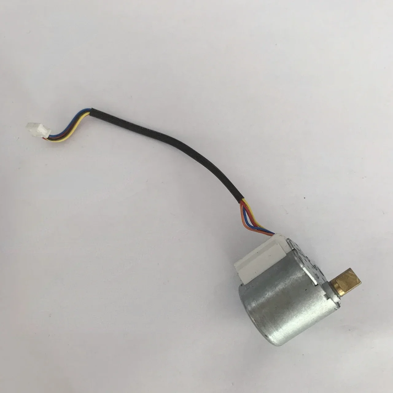 

1 шт. GSM20-014A шаговый двигатель 5 В