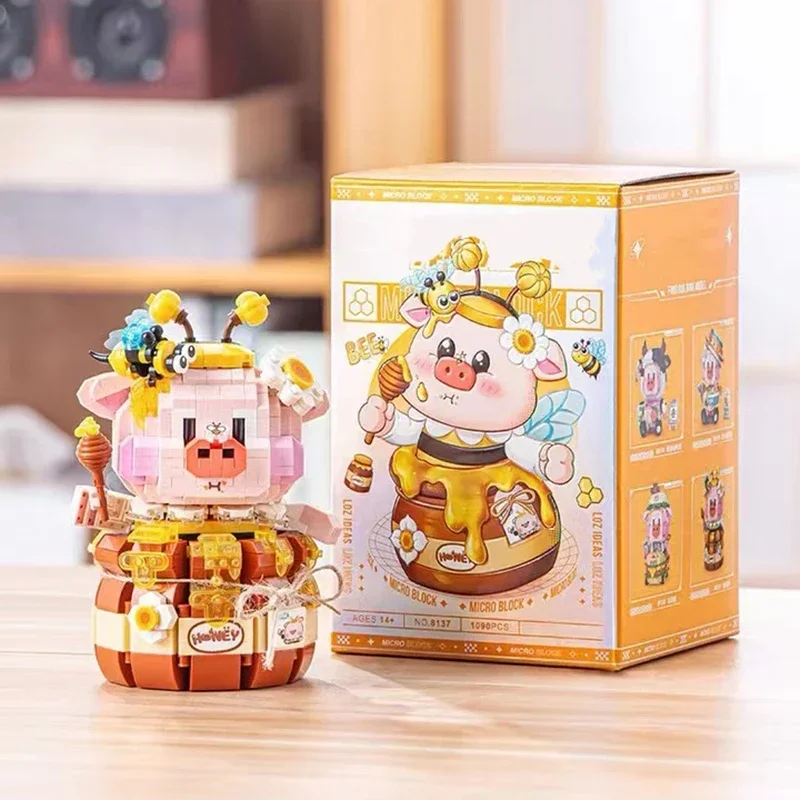 Creative Animal Honey Piggy Cartoon Building Blocks DIY Children's Educational Toys Adults and Teenagers Fun Assembling Bricks