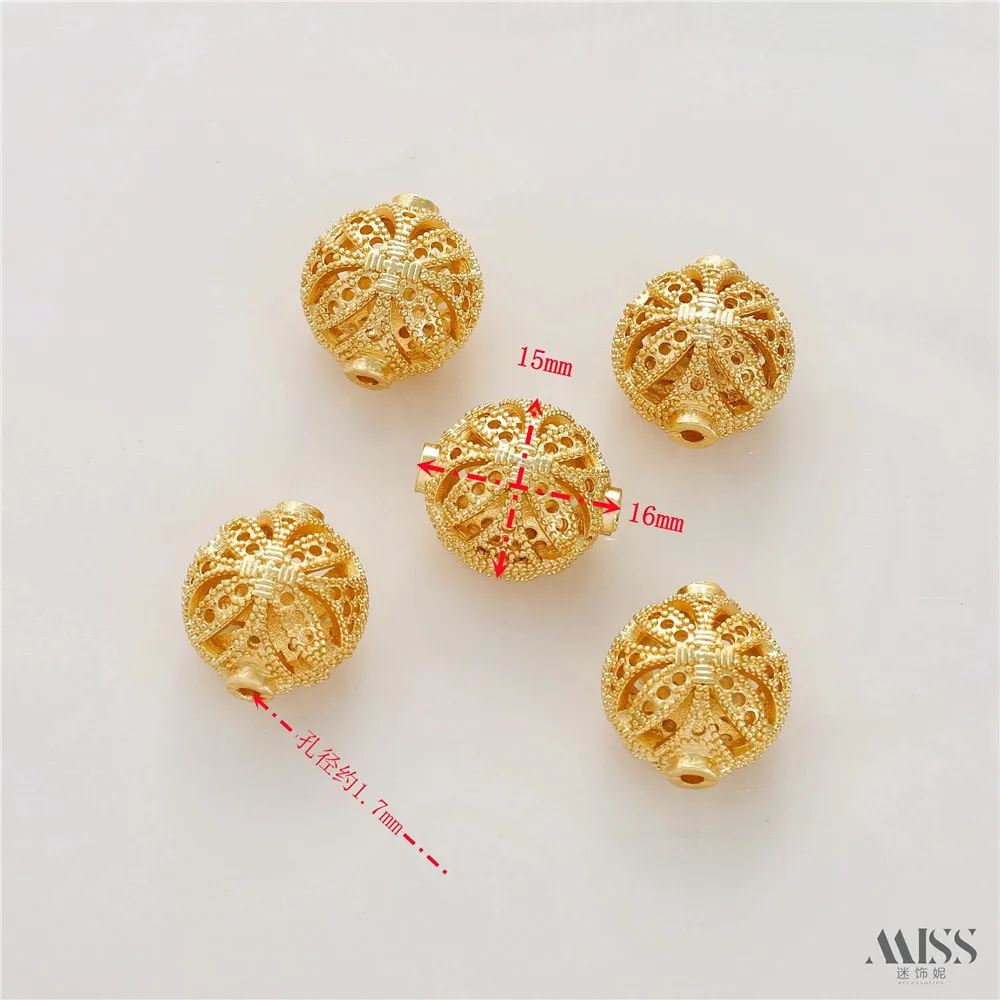 18K Matte Gold Fancy Hollowed-out Retro Court Big Flat Bead Partition Transfer Bead DIY Bracelet Necklace String Accessories