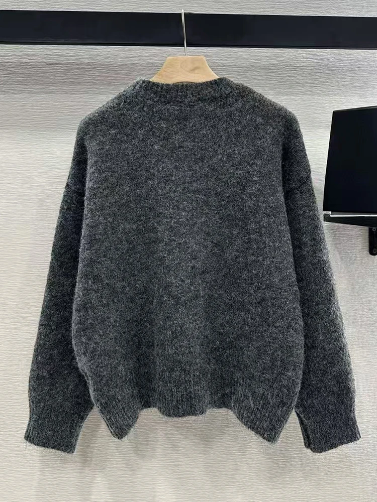 2024 Winter Women's new vintage sequin bow embellished crewneck wool sweater Fashion all-in-one straight tube knit pullover