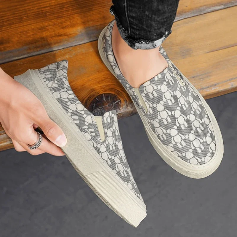 

Кроссовки с круглым носком для молодых студентов с принтом, мужская обувь, низкая цена, классические оригинальные элегантные предложения без кожи, мужская повседневная обувь