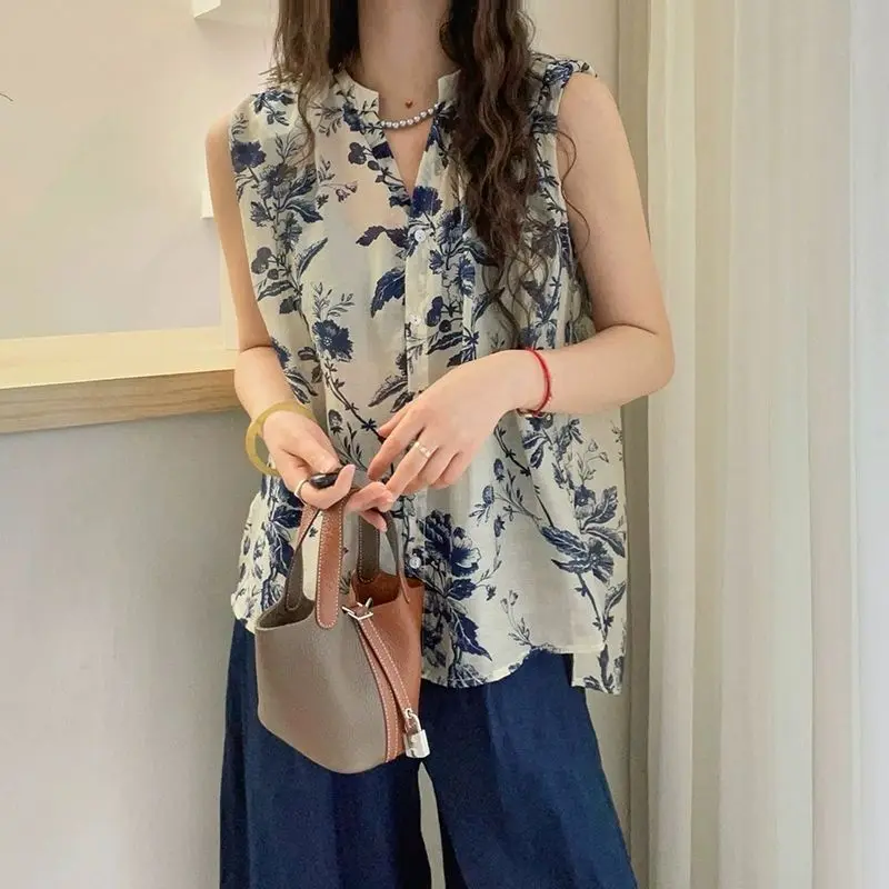 

Western Style Women's Clothing Retro Floral Printed V-neck Sleeveless Shirt for Women Summer New Temperament Loose Versatile Top