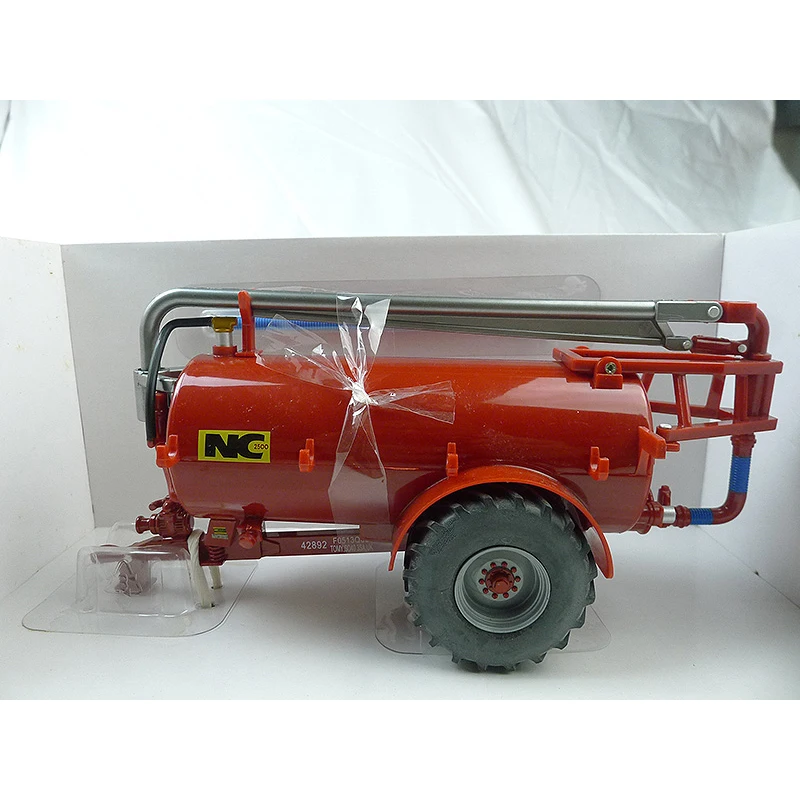 Diecast 1/32 Size Slurry Ferry Tanker Model Car Alloy Farm Tractor Model Collection Display Hobby Original Box