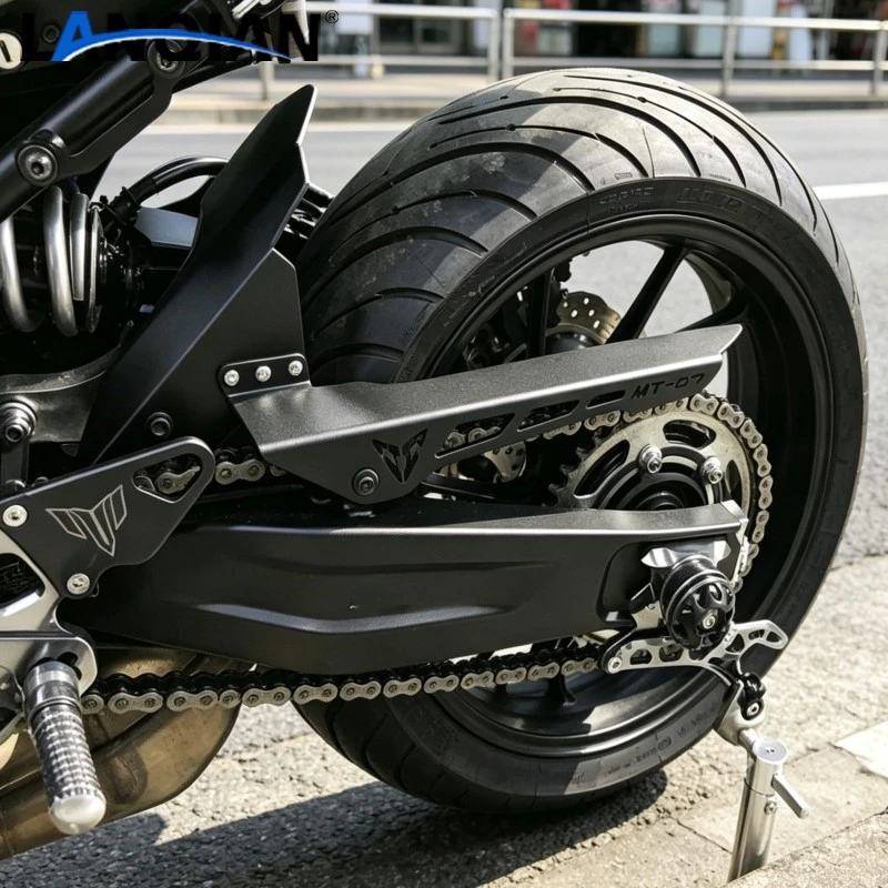 For Yamaha XSR700 / XTribute 2016 2017 2018 2019 2020 2021 2022 2023 2024 Chain Guard Cover Rear Fender Tire Hugger Mudguard