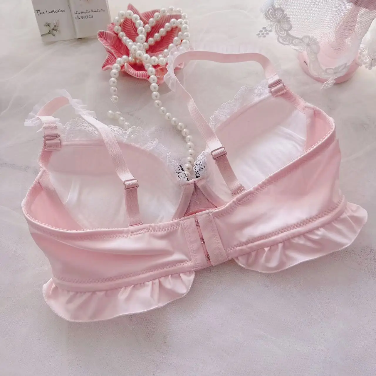 Ultra-beautiful Japanese maid two-color thin cup lingerie college style student girls cute bra sexy underwear bra set