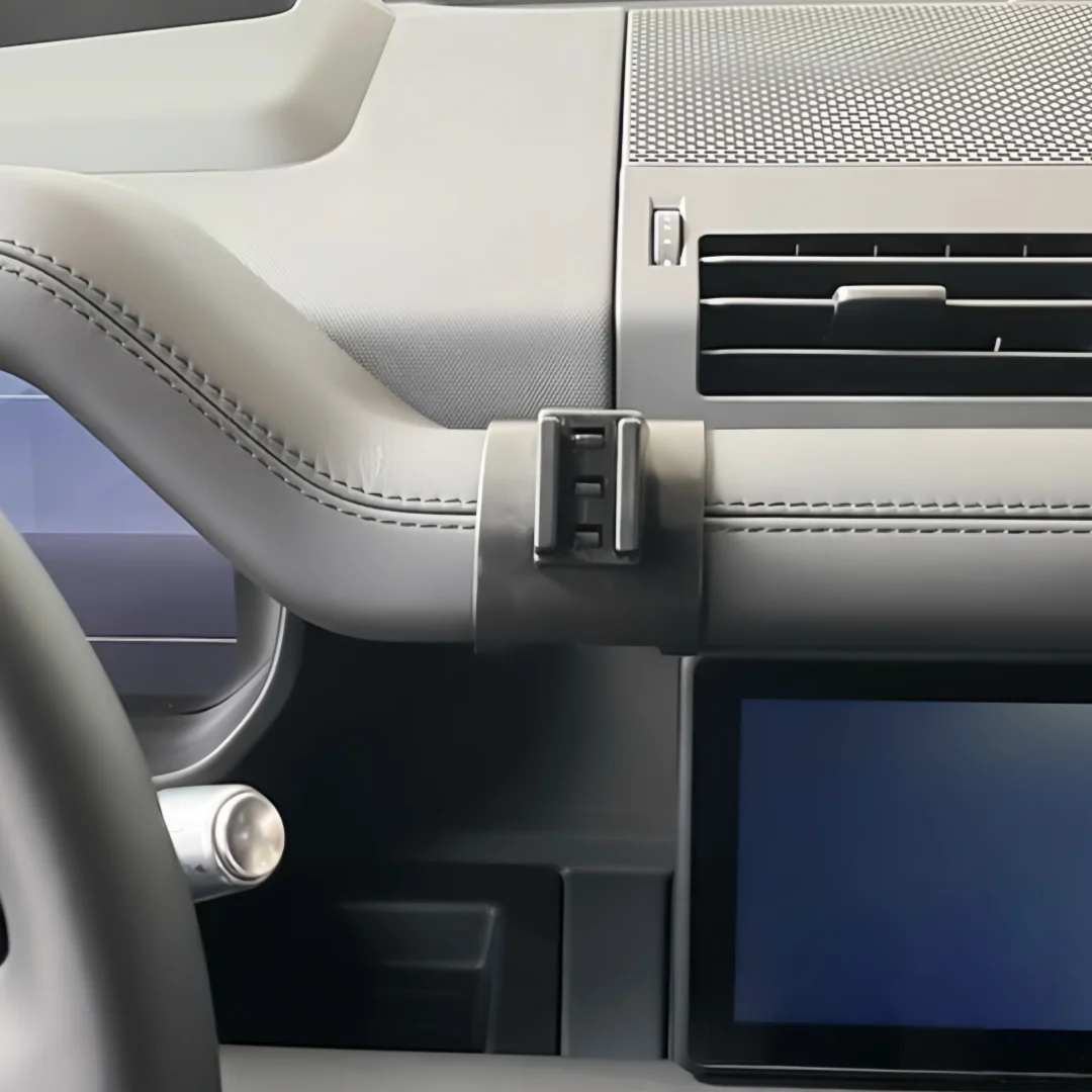 Suitable for 2020-2025 Land Rover Defender Car Models, Left-Hand Drive Models, Air Vent Gps Navigation Phone Holder