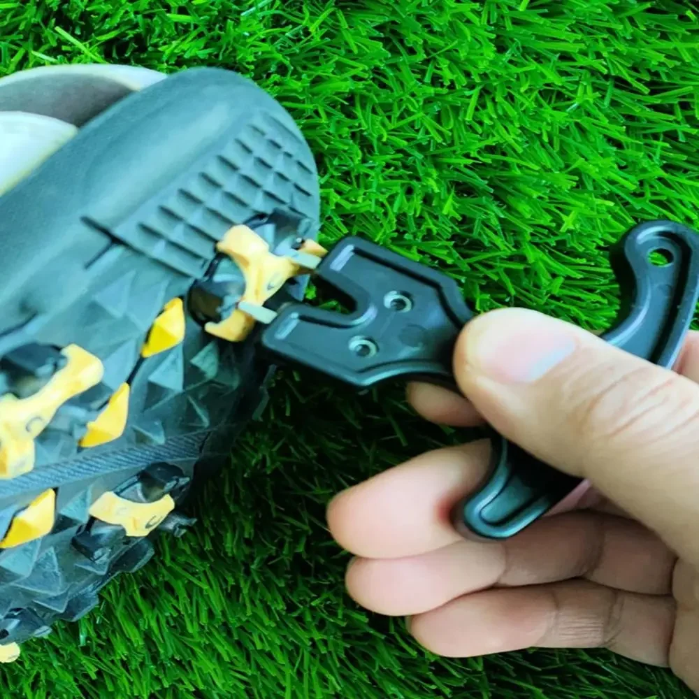 Einschraubbarer Golf-Spikes-Schraubenschlüssel, einfacher Austausch, Kunststoffgriff, Entfernung der Golfklampe, Twister-Einstellung, Entferner für Golfschuhe