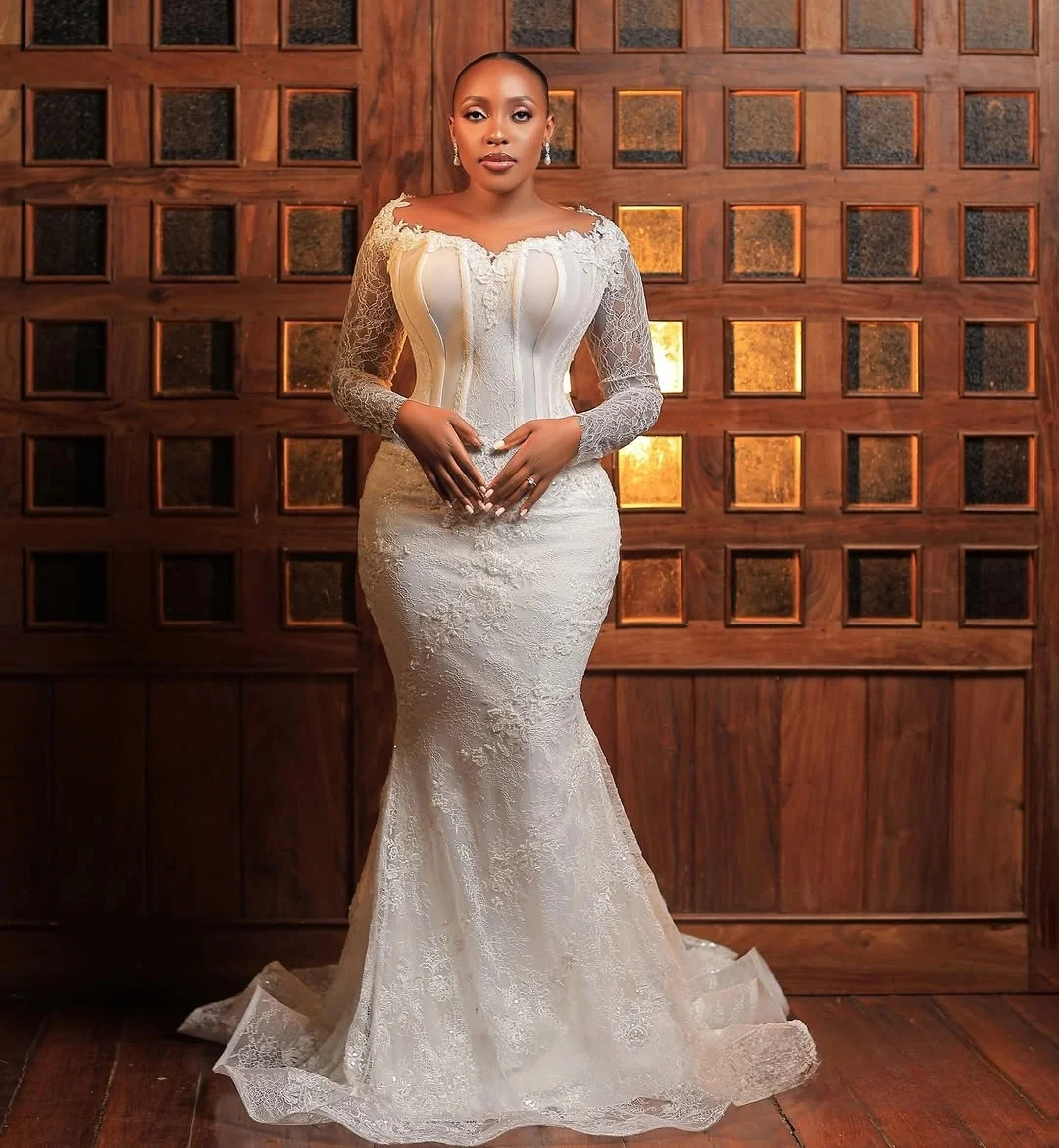 Abito da sposa a sirena con applicazioni in pizzo vintage con collo trasparente personalizzato Abiti da sposa Abiti da sposa a maniche lunghe