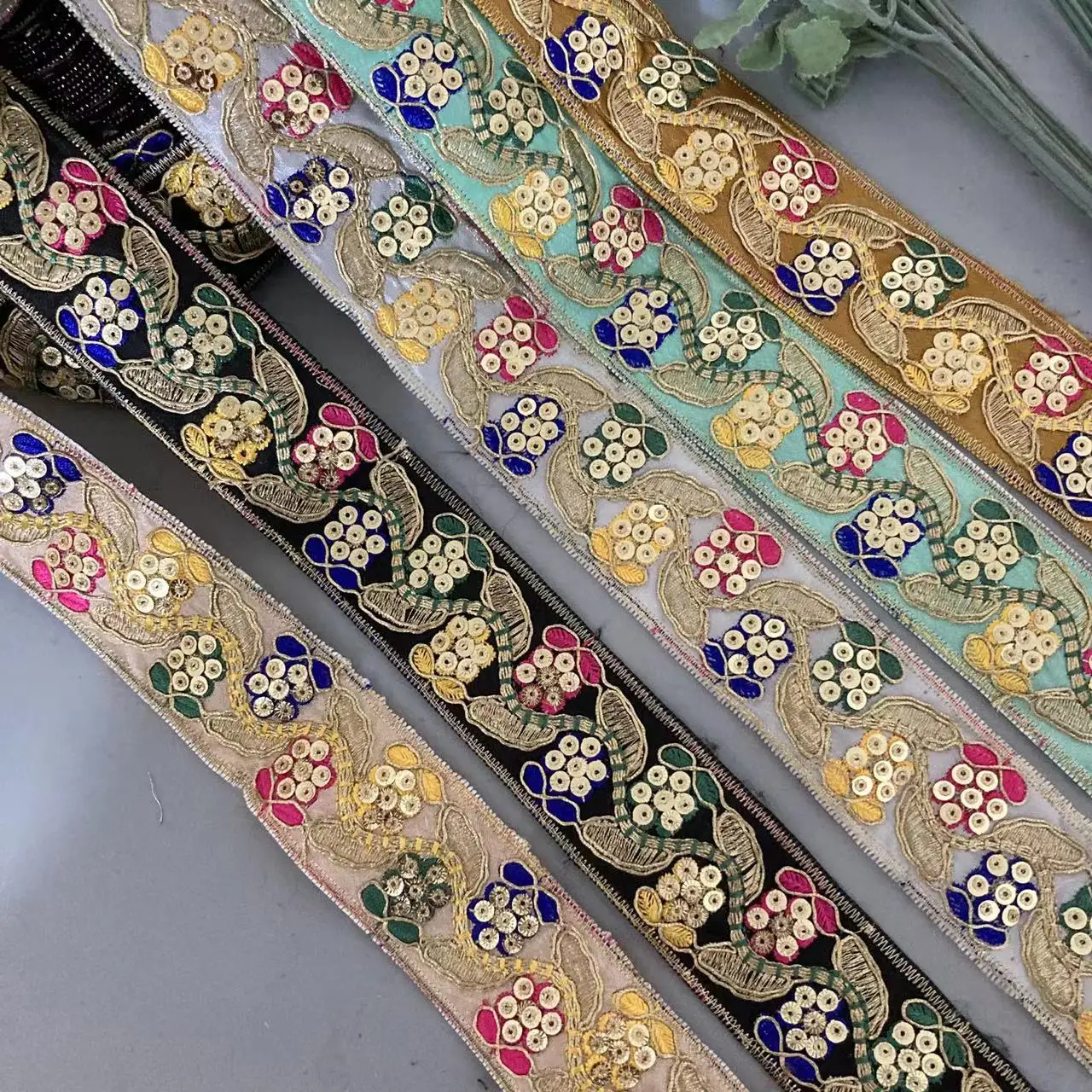 

1 Meters 4cm Vintage Ethnic Style Lace Trims Ribbon Flower Jacquard Embroidery Clothing Accessories Webbing