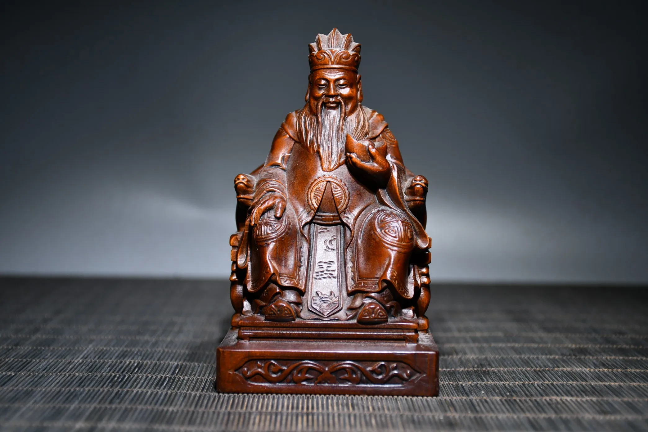 

Chinese wood carving boutique lobular boxwood seiko carved the God of Wealth statue decoration collection gift