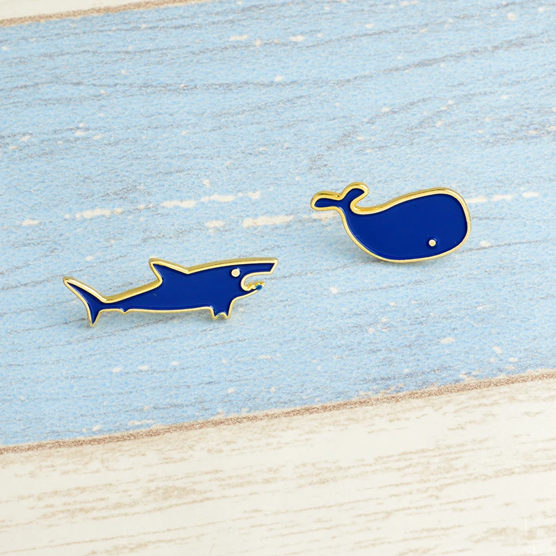 Blue Shark and Whale Ocean Animal Enamel Pins Mini Badge Denim Jeans lapel pins Cartoon Jewelry Gifts Brooches for Kids