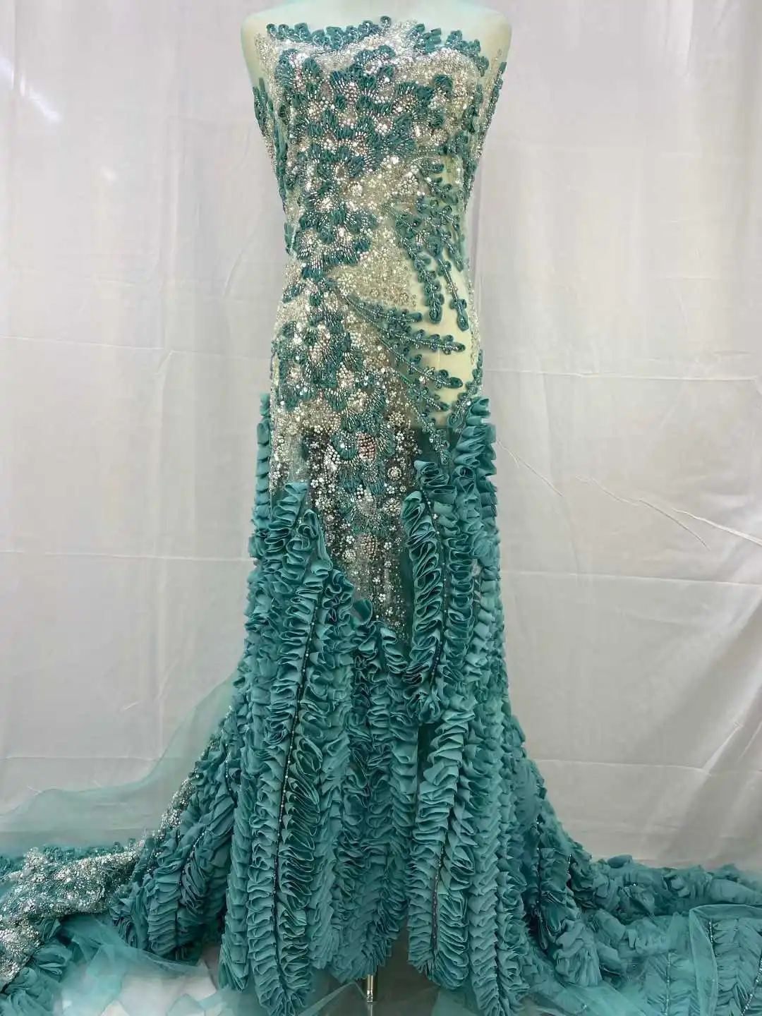 الجملة الساخن بيع الأفريقي مطرز أقمشة الدانتيل 2025 جودة عالية الأخضر الفرنسي النيجيري الترتر أقمشة الدانتيل لفستان الزفاف