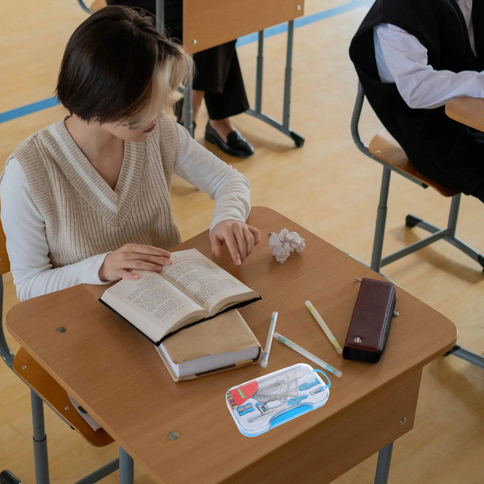 

Engineering Drawing Kit Professional Drafting Tools Set Plastic Iron Material Compass Ruler Math Student Portable Storage Box