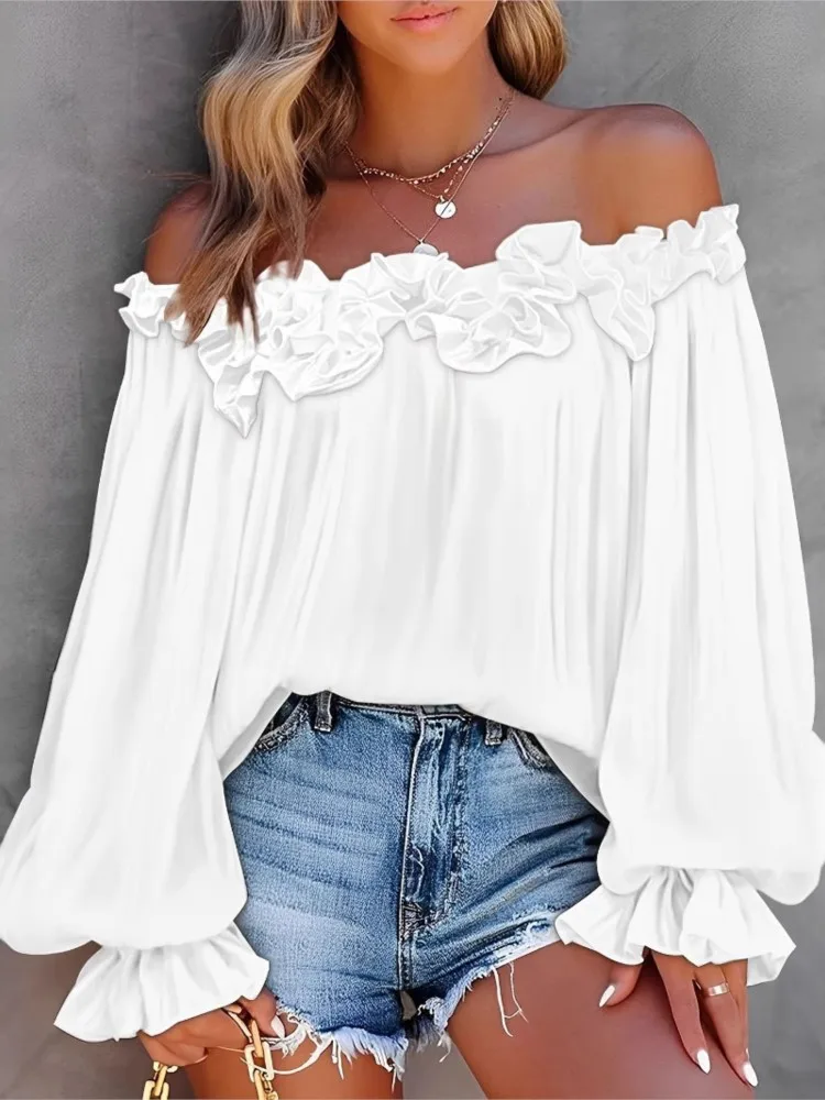Atasan Lengan Lentera Ruffle untuk Wanita 2025 Blus Harian Longgar Bahu Terbuka Warna Polos Kerah Slash Kasual Fashion Musim Semi