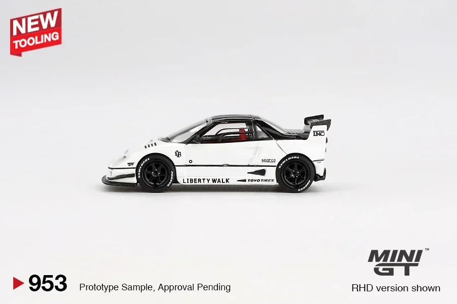 MINIGT 1:64 AZ-1 Liberty Walk LB40 أبيض 2024 طوكيو أوتو دييكاست نموذج سيارة