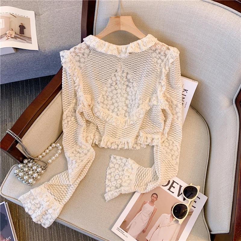 Women Beige Shirts and Blouses Streetwear Vintage Korean Harajuku 90s Y2k 2000s Elegant Long Sleeve Lace Shirt Top Clothes 2023