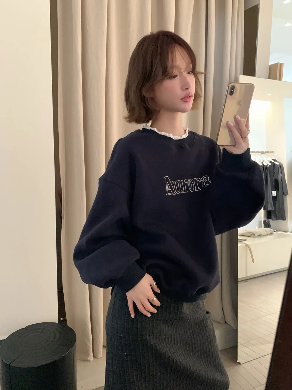 ゆったりとしたカジュアルなラウンドネックのスウェットシャツ、レディースファッション、オールマッチ、レタープリント、ロングスリーブ、レギュラー丈、秋冬新作...