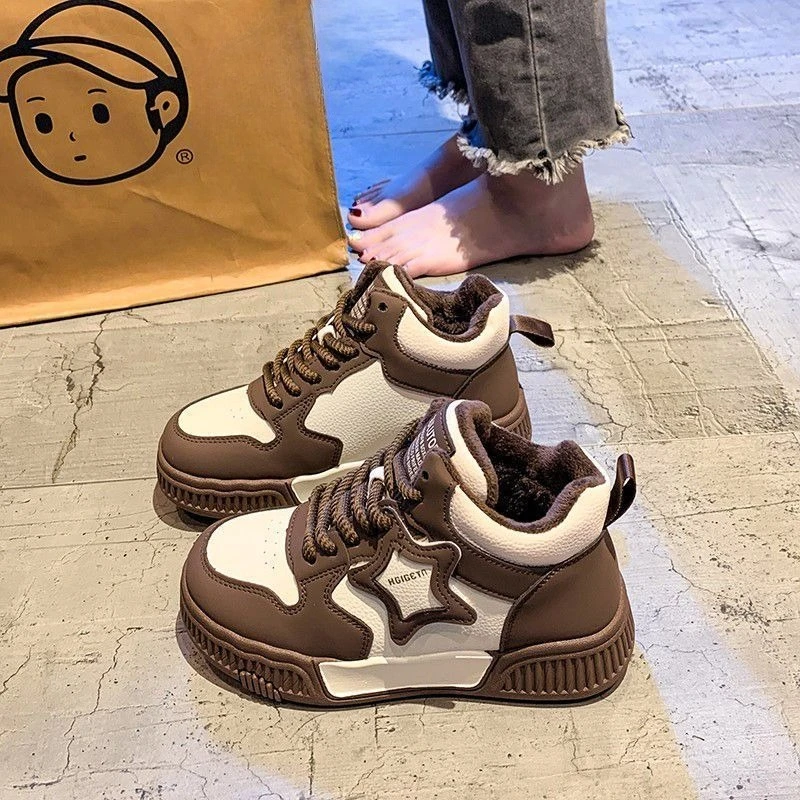 

Новинка 2026, модные осенне-зимние ботинки с высоким берцем для девочек, повседневная модная детская обувь для скейтбординга на мягкой подошве с флисовой подкладкой