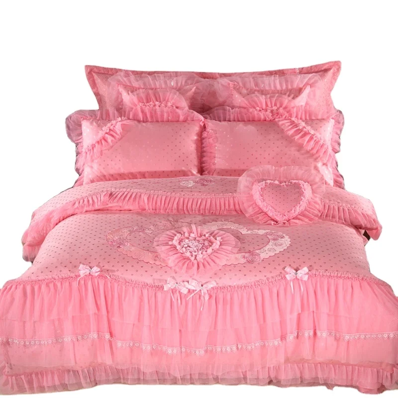 

Korean style Jacquard Lace Princess Pink Bridal Bedding Set with Heart Pillows Embroidery Bed Skirt