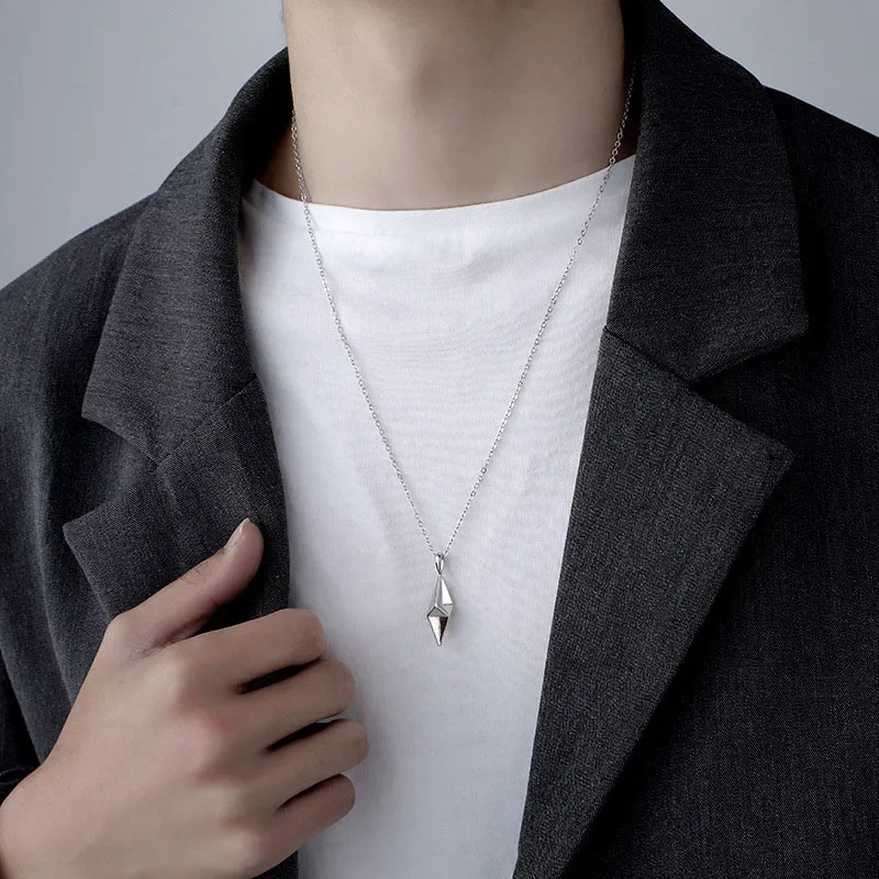 3D Thunder Lighting Pendant Necklace for Men Women Stainless Steel Neck Chains Geometric Rhombic Charm Hip Hop Sweater Necklace