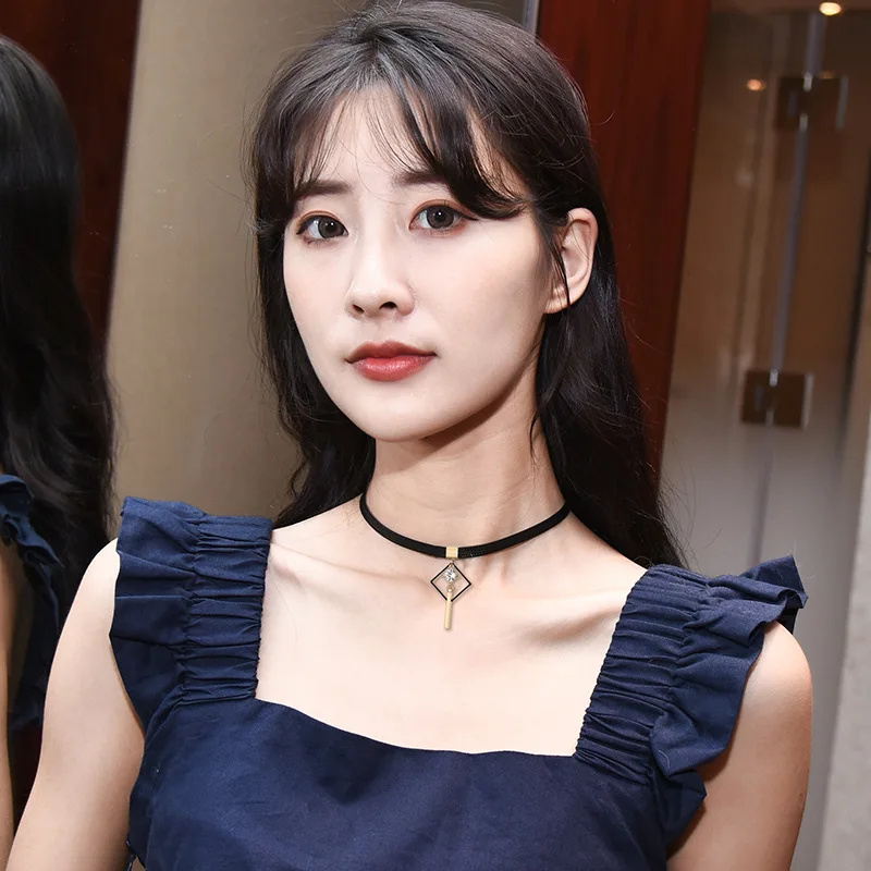 قلادة على شكل عظمة الترقوة بحبل أسود، قلادة زركونيا طويلة جديدة وأنيقة على شكل ألماس للنساء