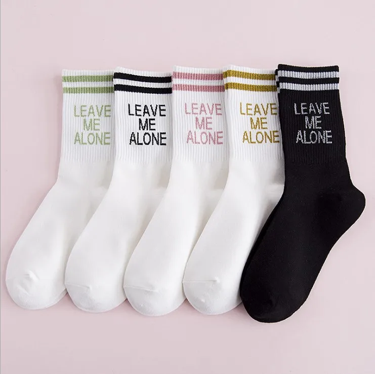 2023 New Harajuku Fashion Casual Women\'s Men\'s Tube Art Socks Hip Hop Leave Me Alone Socks Cotton Female Skateboard Letter Sock