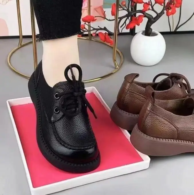 Scarpe da donna in morbida pelle Nuovo stile Versatile base spessa Comoda suola in gomma Scarpe da donna primavera estate