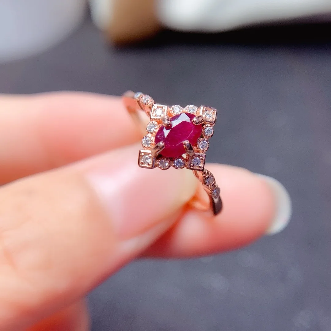 

Wholesale of s925 pure silver natural ruby ring, a trendy and niche style from Japan and South Korea, with an oval 4*6mm ring