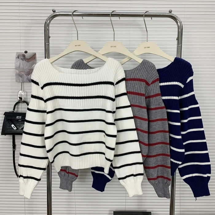 

Autumn new off shoulder stripes slimming knitted sweater for women