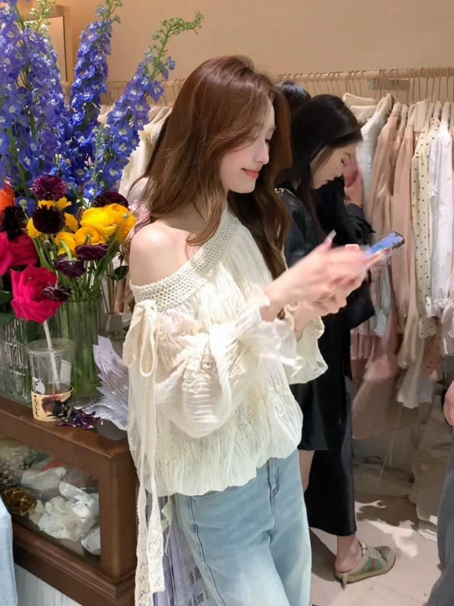 

Женская блузка с вышивкой и пэчворком, асимметричным плечом, длинным рукавом, свободного кроя, дышащая, удобная, в корейском стиле.