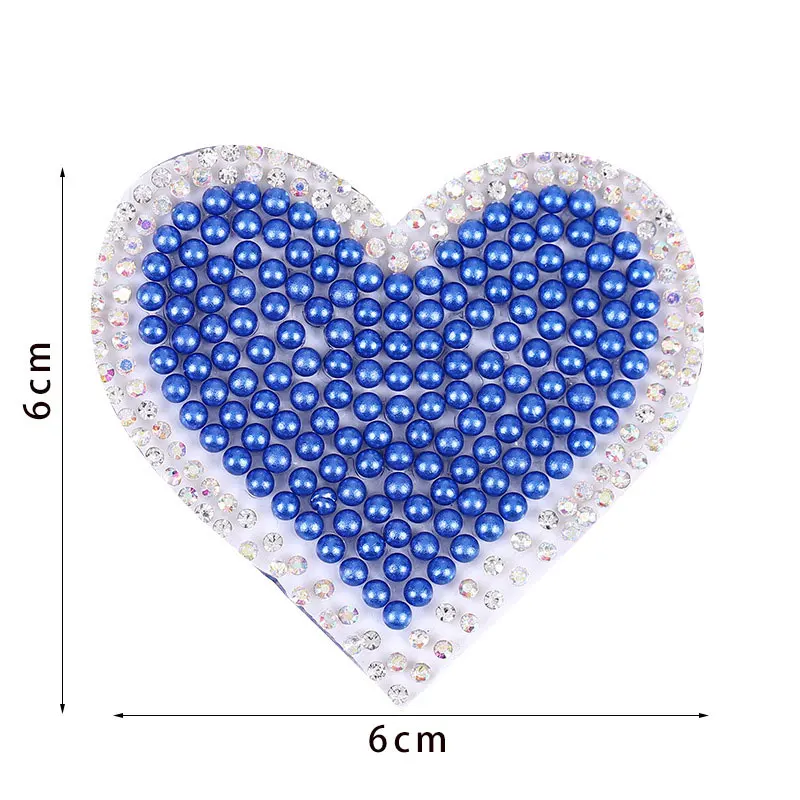 5 Stück Herzförmige Perlen-Applikationen mit Diamantkante für Kleidung, Taschen, Schuhe, Socken - Valentinstag-Accessoires – Detail 4