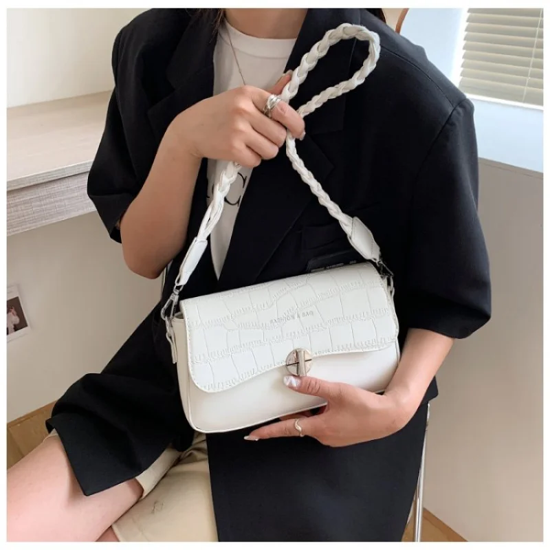 

Chic Women's Shoulder Bag Made Of Kingsnake-Print Leather Featuring Trendy Honduras Neat Lightweight Daily Style