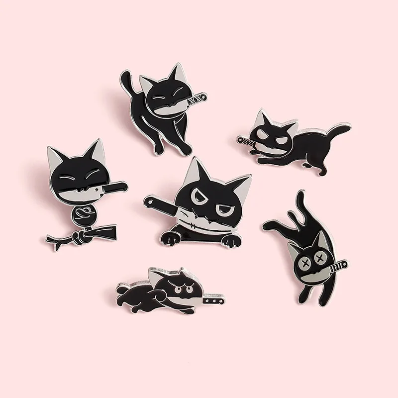 Creativo gatto nero spilla in metallo ciotola di vetro gatto tazza d'acqua serbatoio di pesce pugnale rosa Skateboard carino gatto nero distintivo Punk Pins gioielli