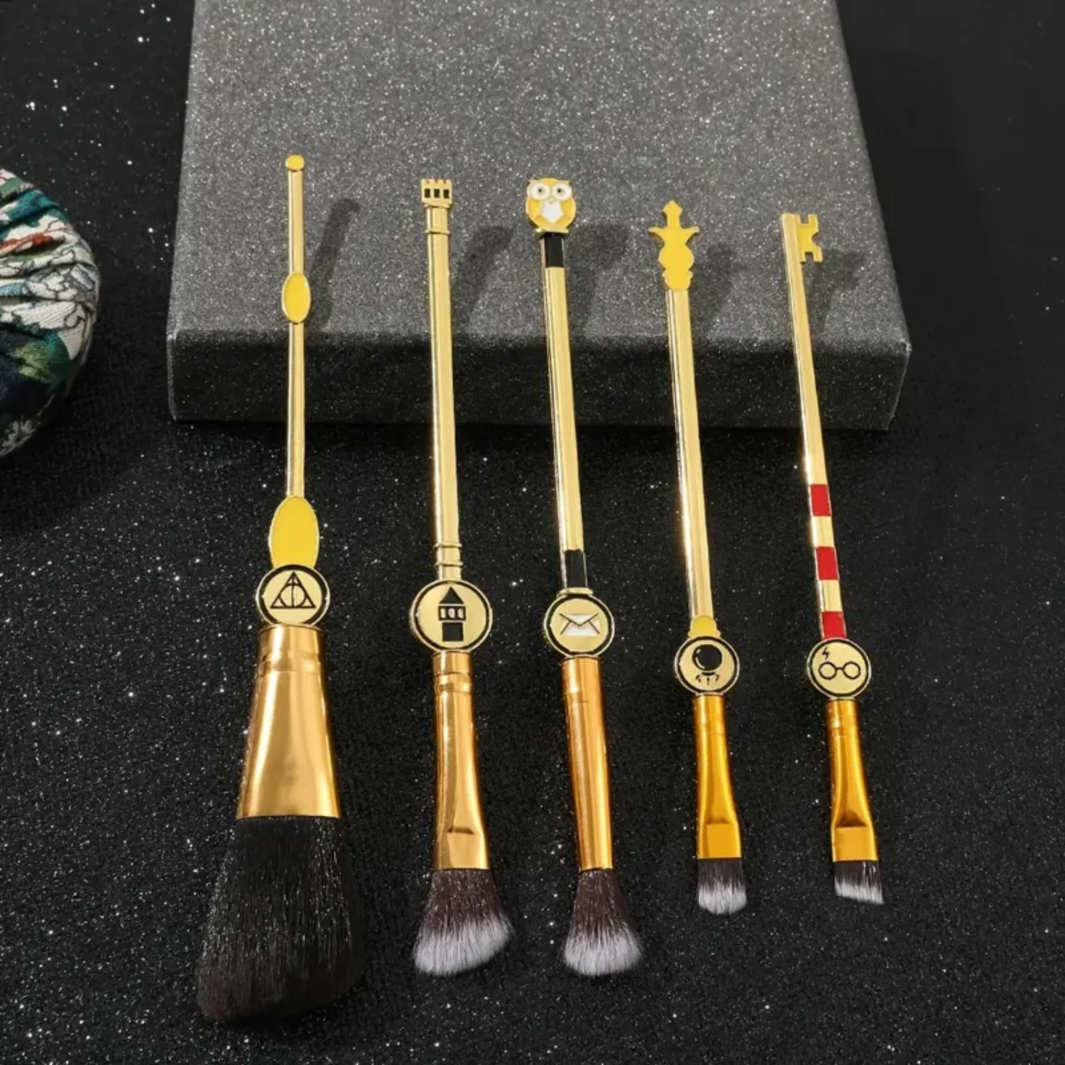 Inclusief gouden tas met trekkoord Professionele 5-delige cosmetische make-upborstelset – Complete make-upborstels gereedschapsset